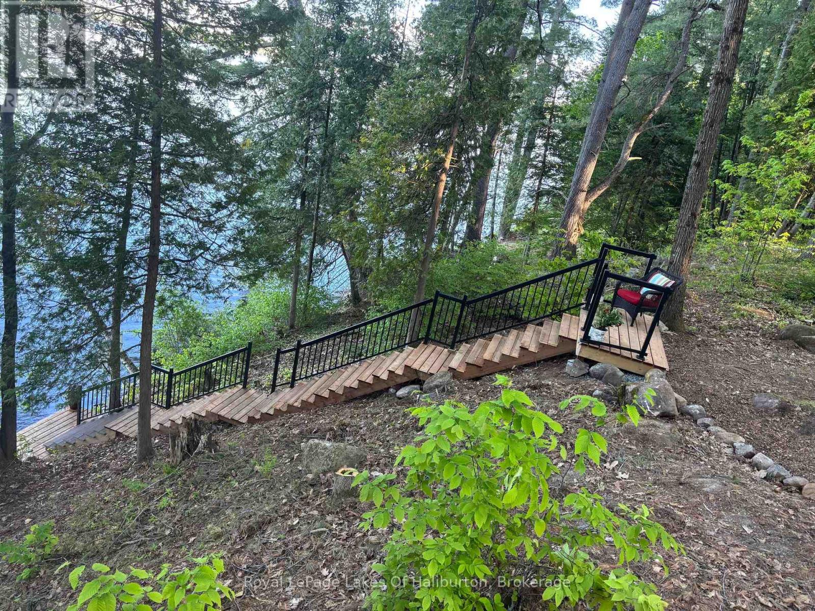 1272 BOSHKUNG LAKE ROAD - 43