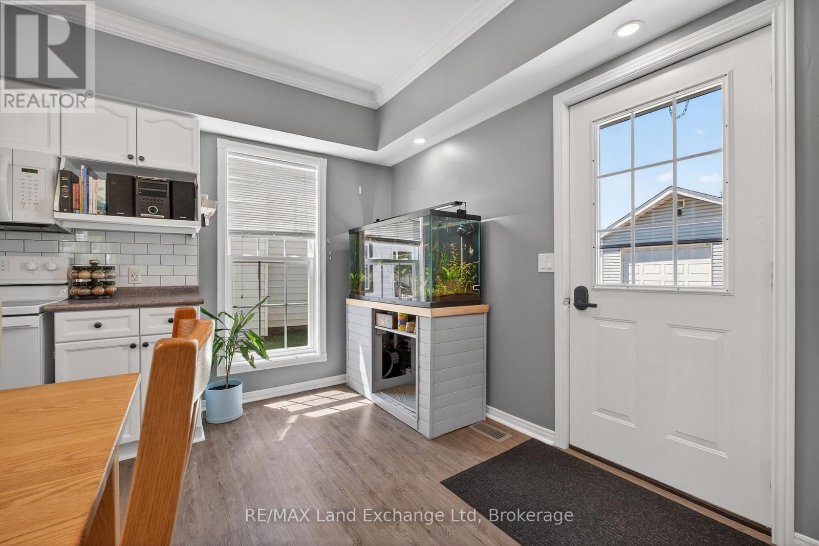 15 WHITECHURCH STREET - 11