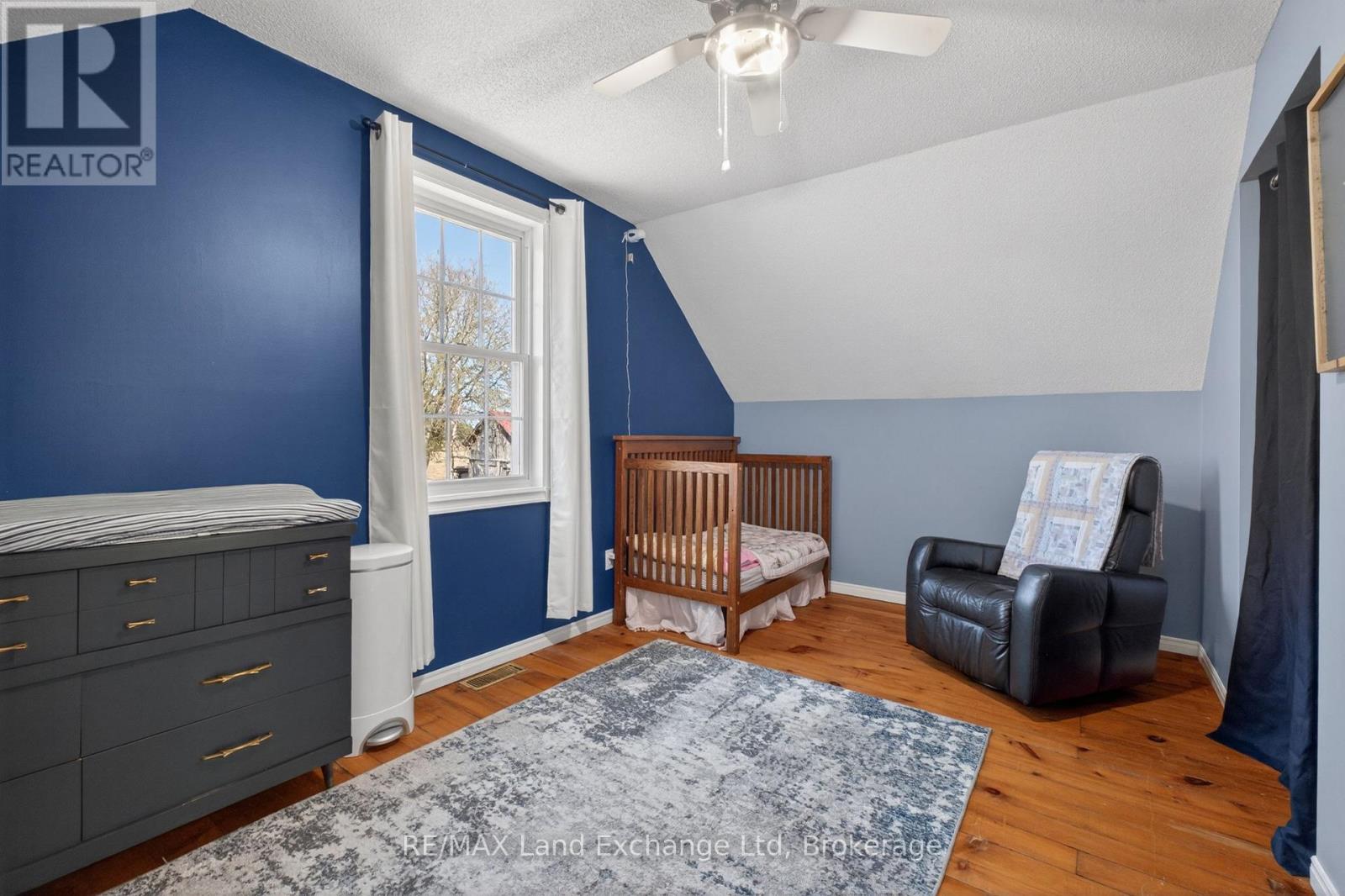15 WHITECHURCH STREET - 32