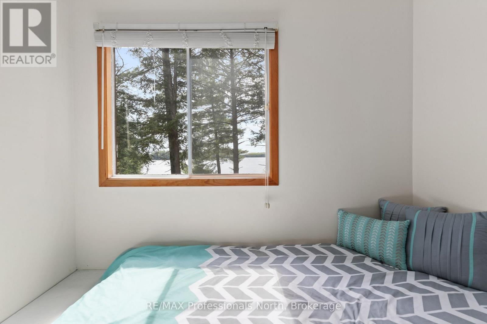 1294 TRINITY ROAD - 30