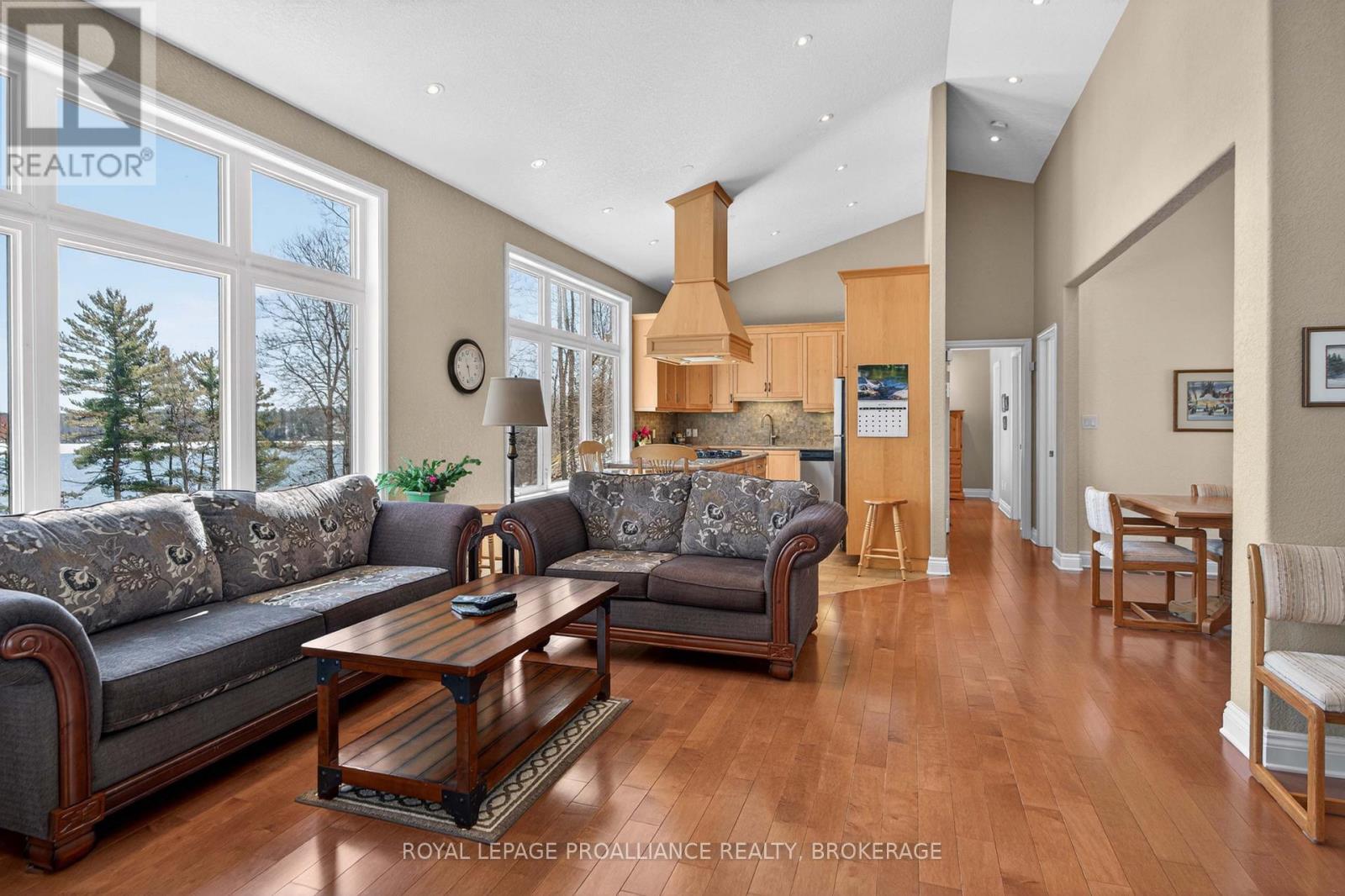 606 WHITES POINT ROAD - 21