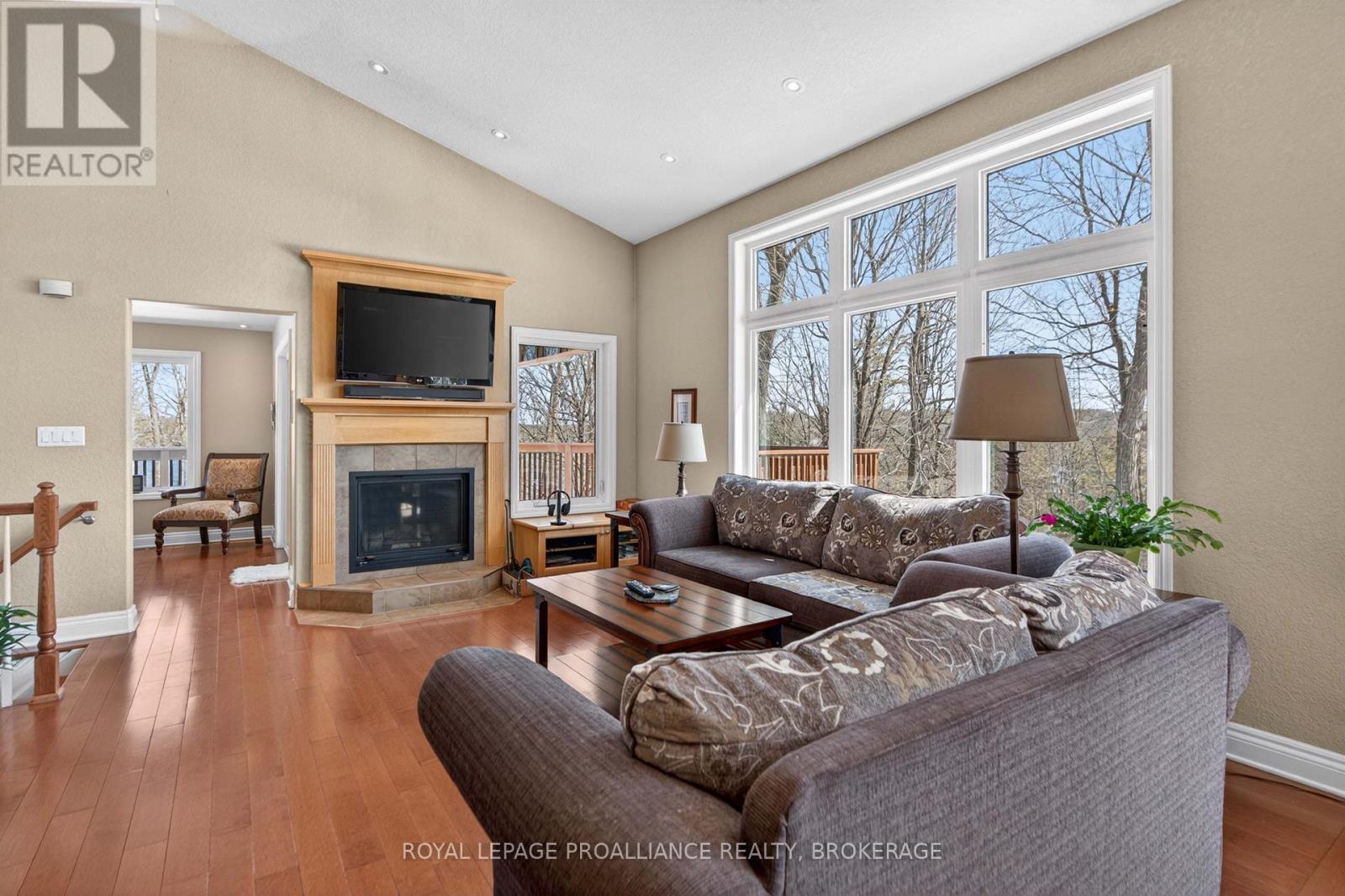 606 WHITES POINT ROAD - 26