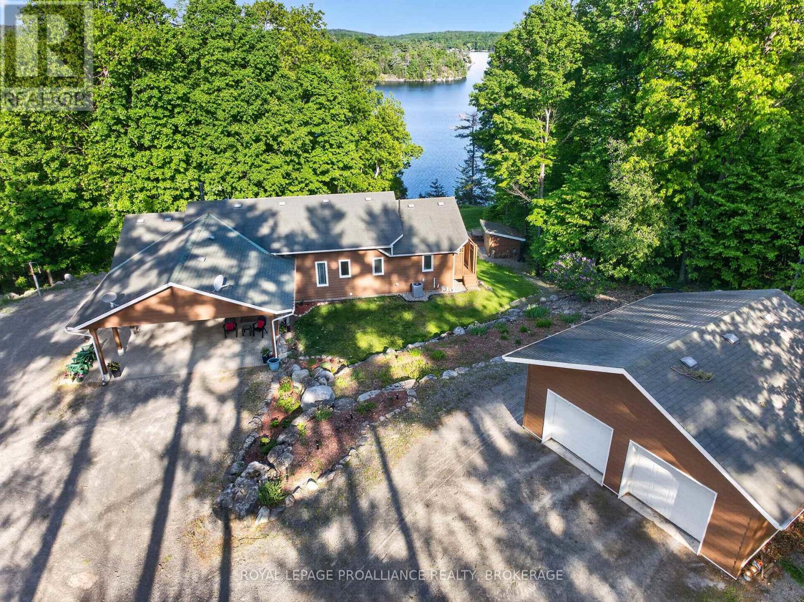 606 WHITES POINT ROAD - 4