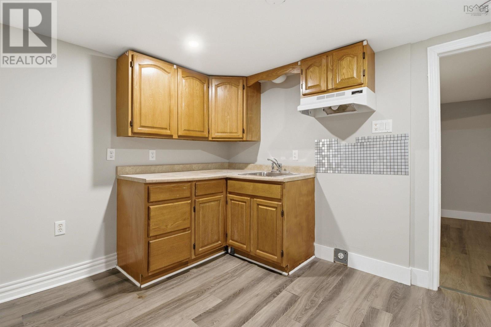 189 Old Beaver Bank Road - 26