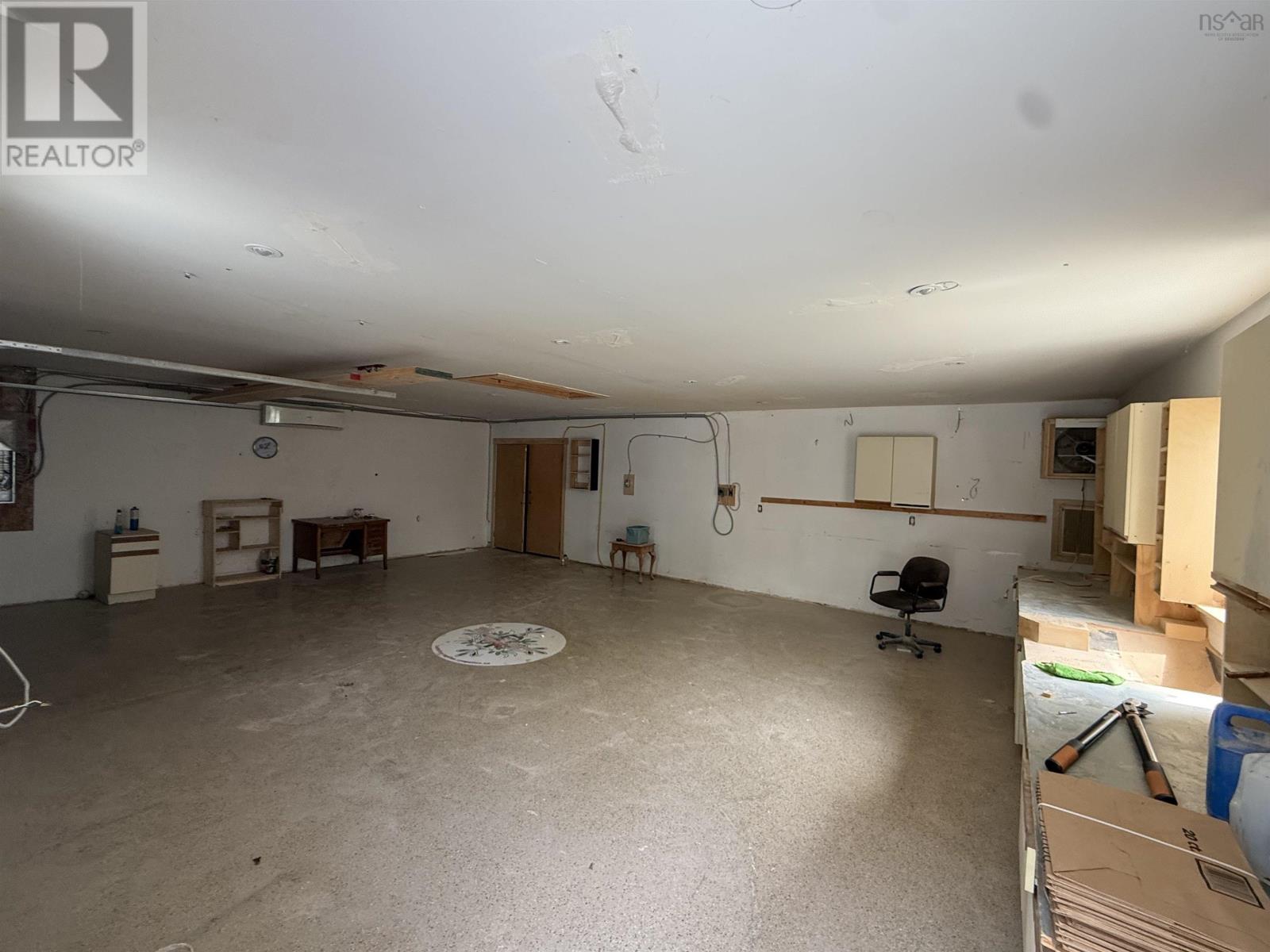 189 Old Beaver Bank Road - 32