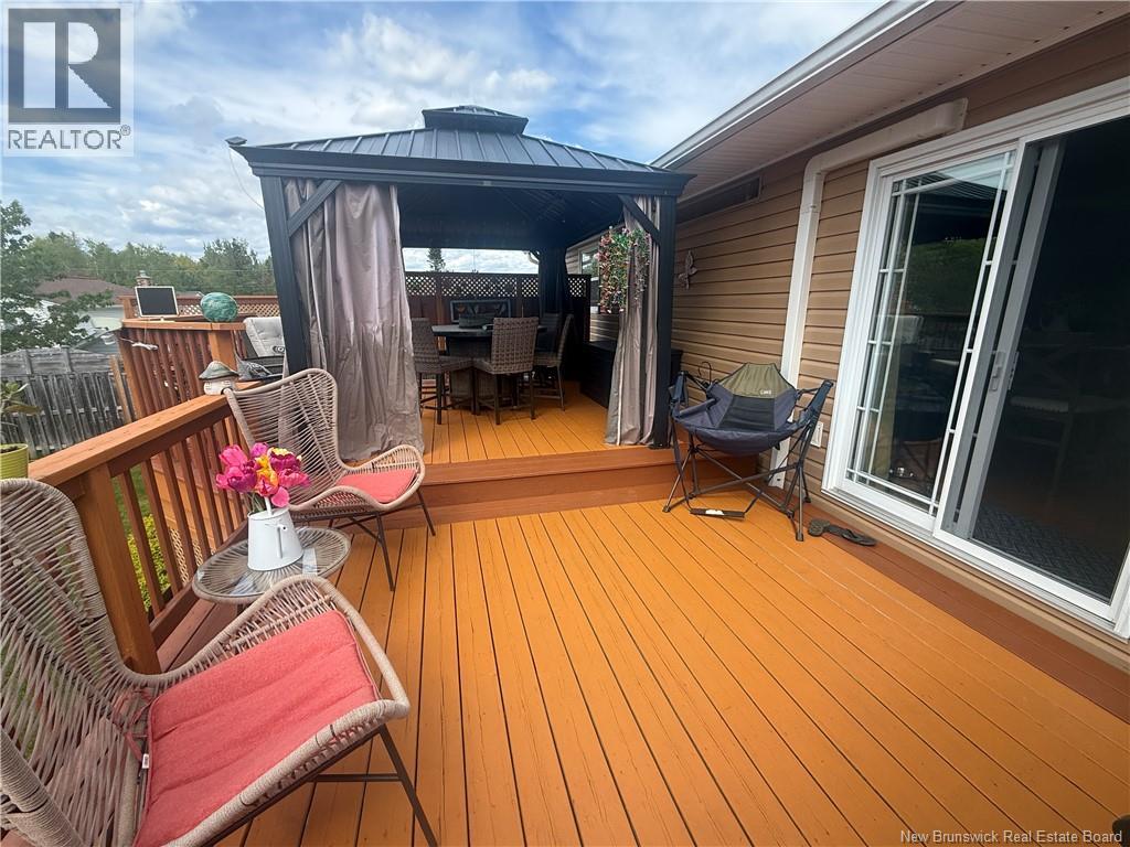 8 Russett Street - 45