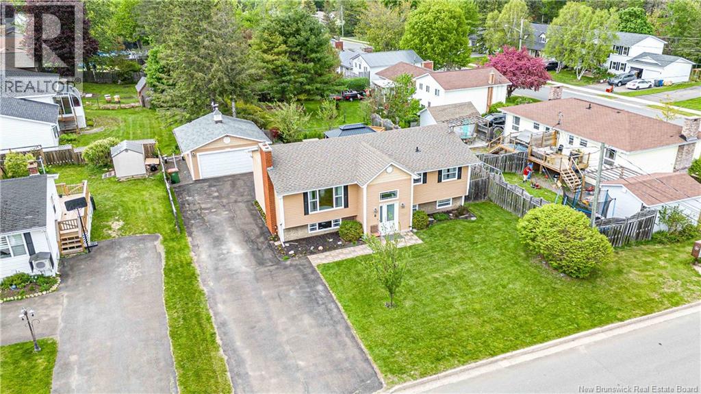 8 Russett Street - 48