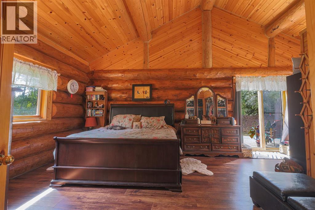 101 CLEARWATER HEIGHTS Drive - 13