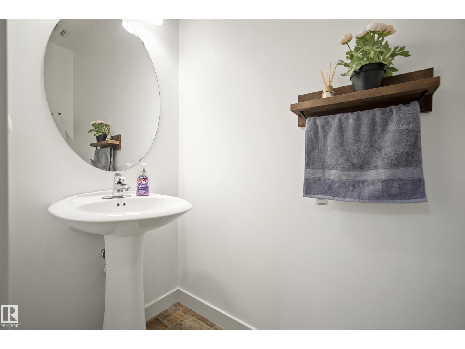 32 Hartwick ME — photo 20