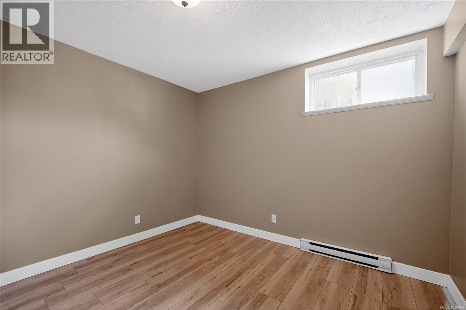 5691 Brookwood Dr, Nanaimo