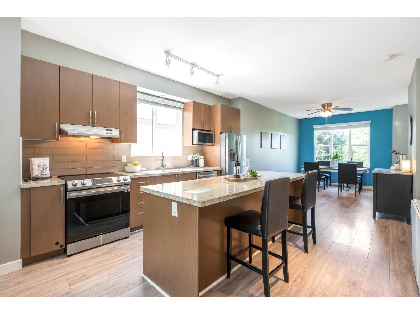 #42-8385 DELSOM Way, Delta