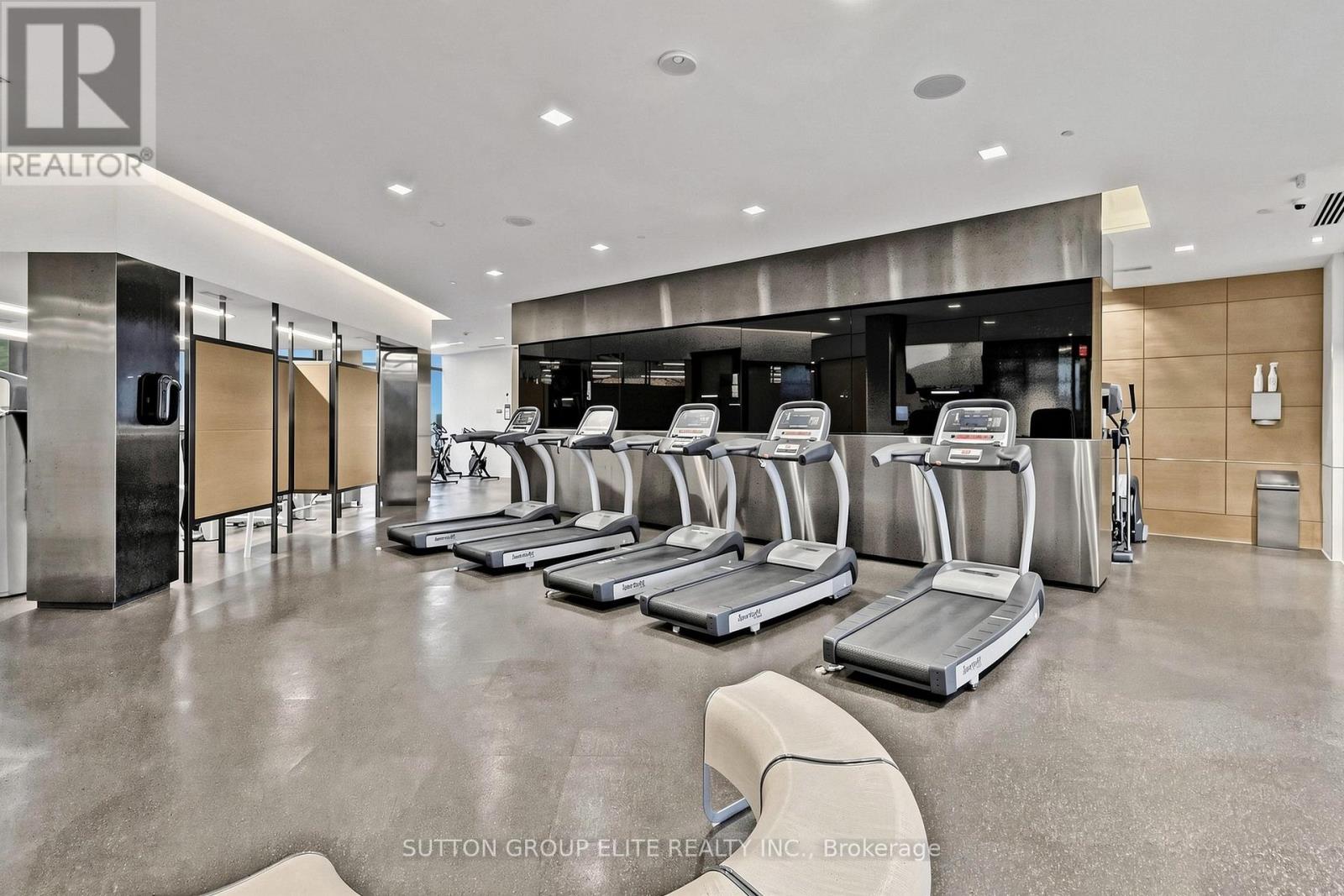 #309 2 ANNDALE DRIVE - 32