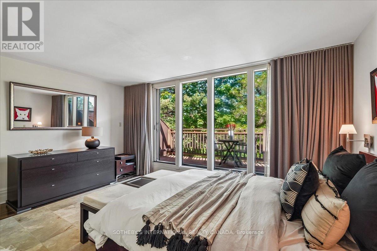 9 ROSE AVENUE - 18