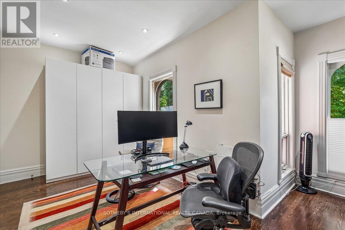 9 ROSE AVENUE - 21