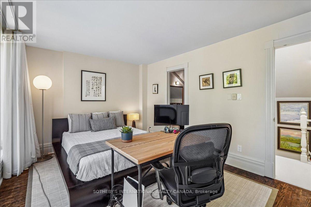 9 ROSE AVENUE - 25