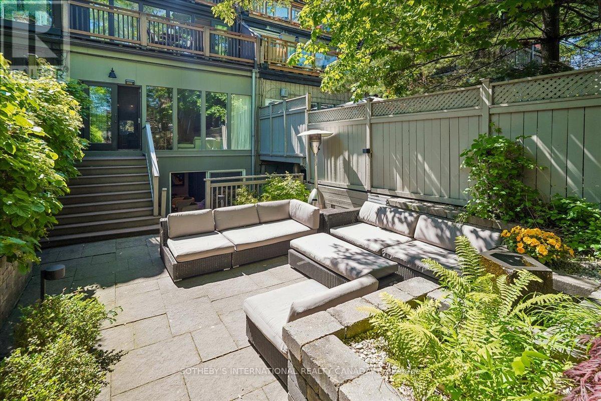 9 ROSE AVENUE - 34