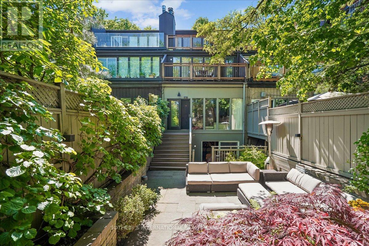 9 ROSE AVENUE - 35