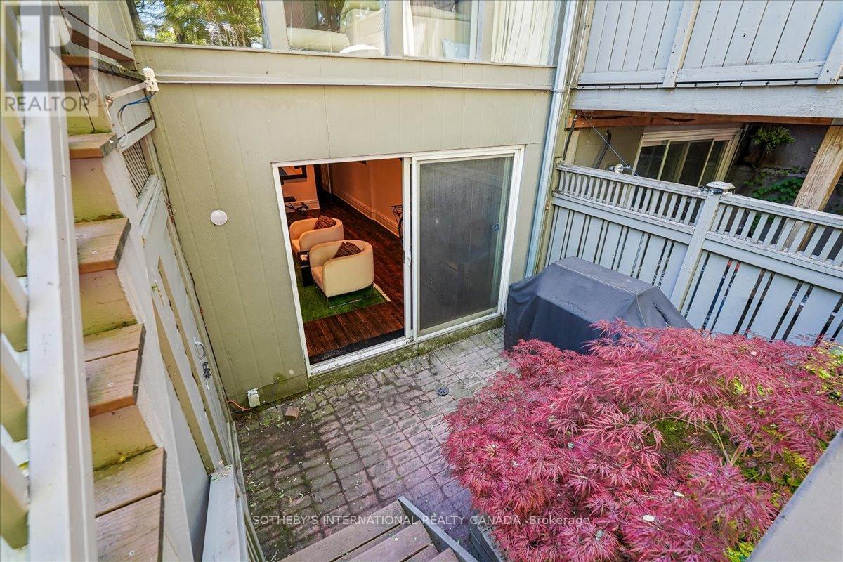 9 ROSE AVENUE - 40