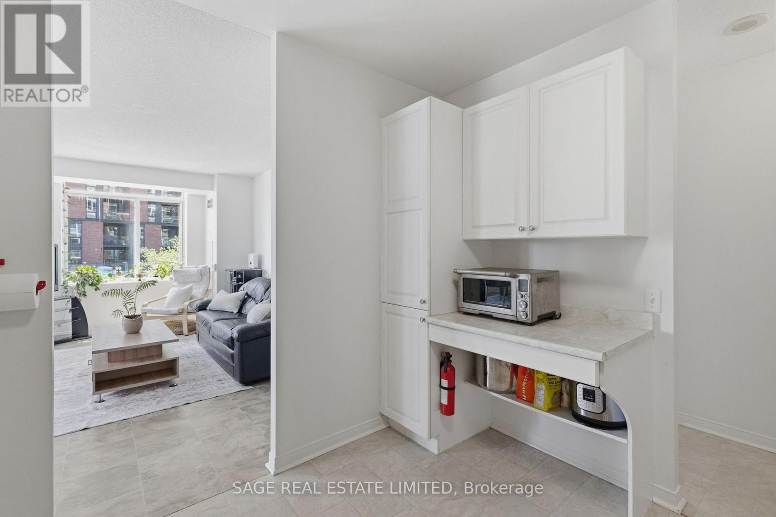 #314 39 PARLIAMENT STREET - 15