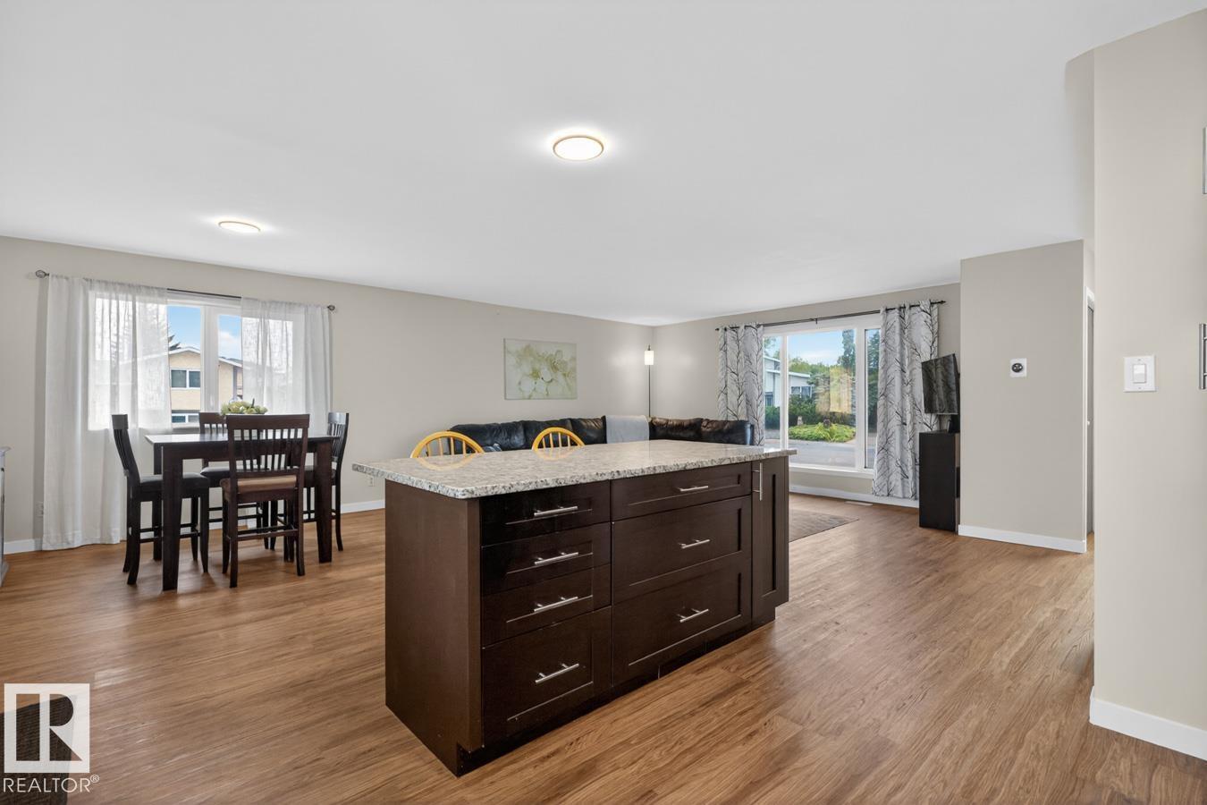 3437 136A AV NW - 10