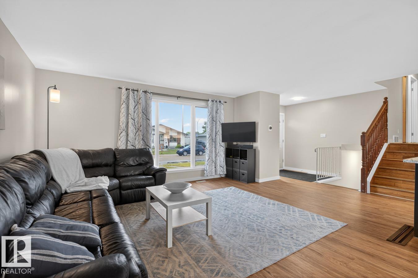 3437 136A AV NW - 4
