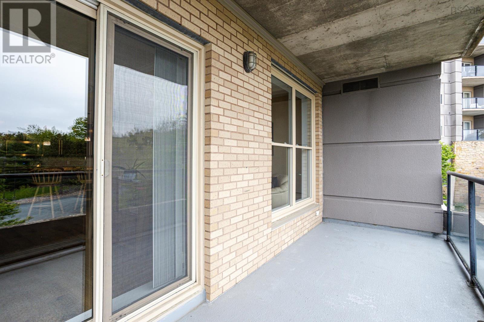 #106 36 Southgate Drive - 45