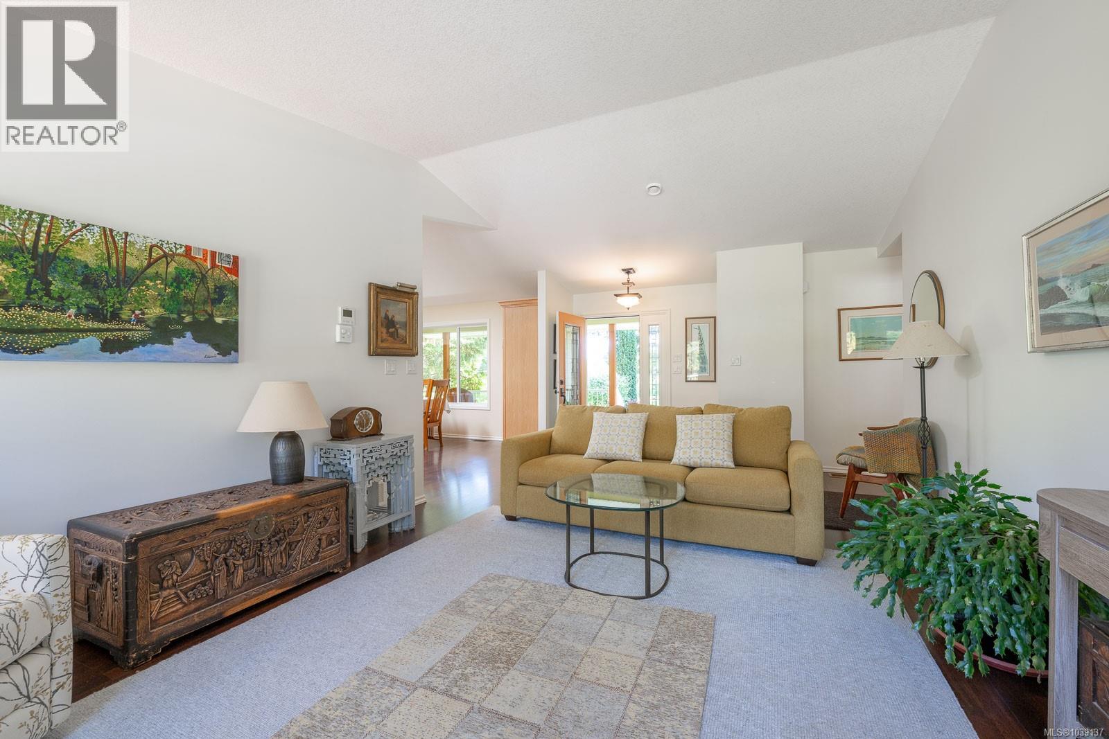 2757 Cedar Rd, Nanaimo