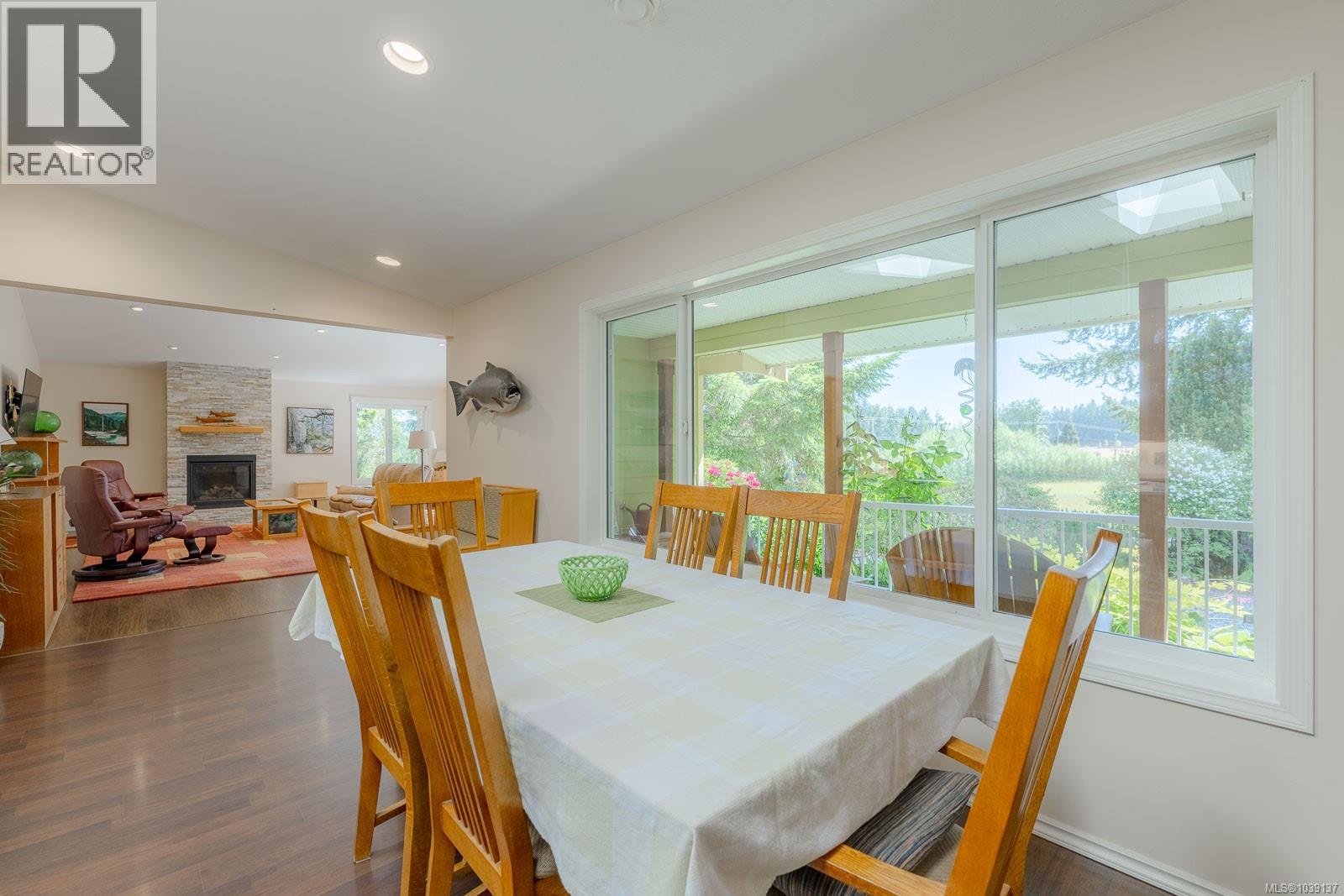2757 Cedar Rd, Nanaimo