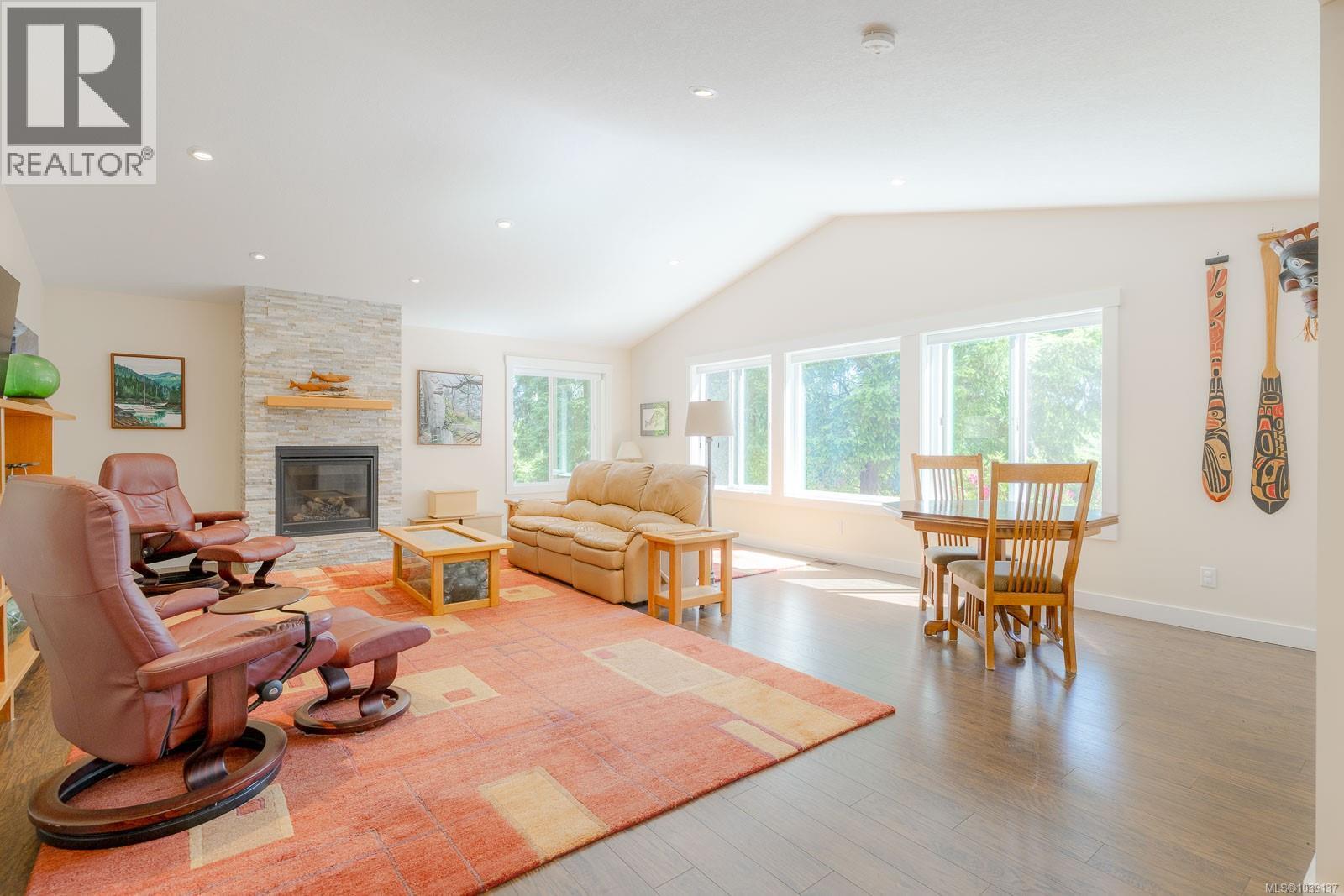 2757 Cedar Rd, Nanaimo