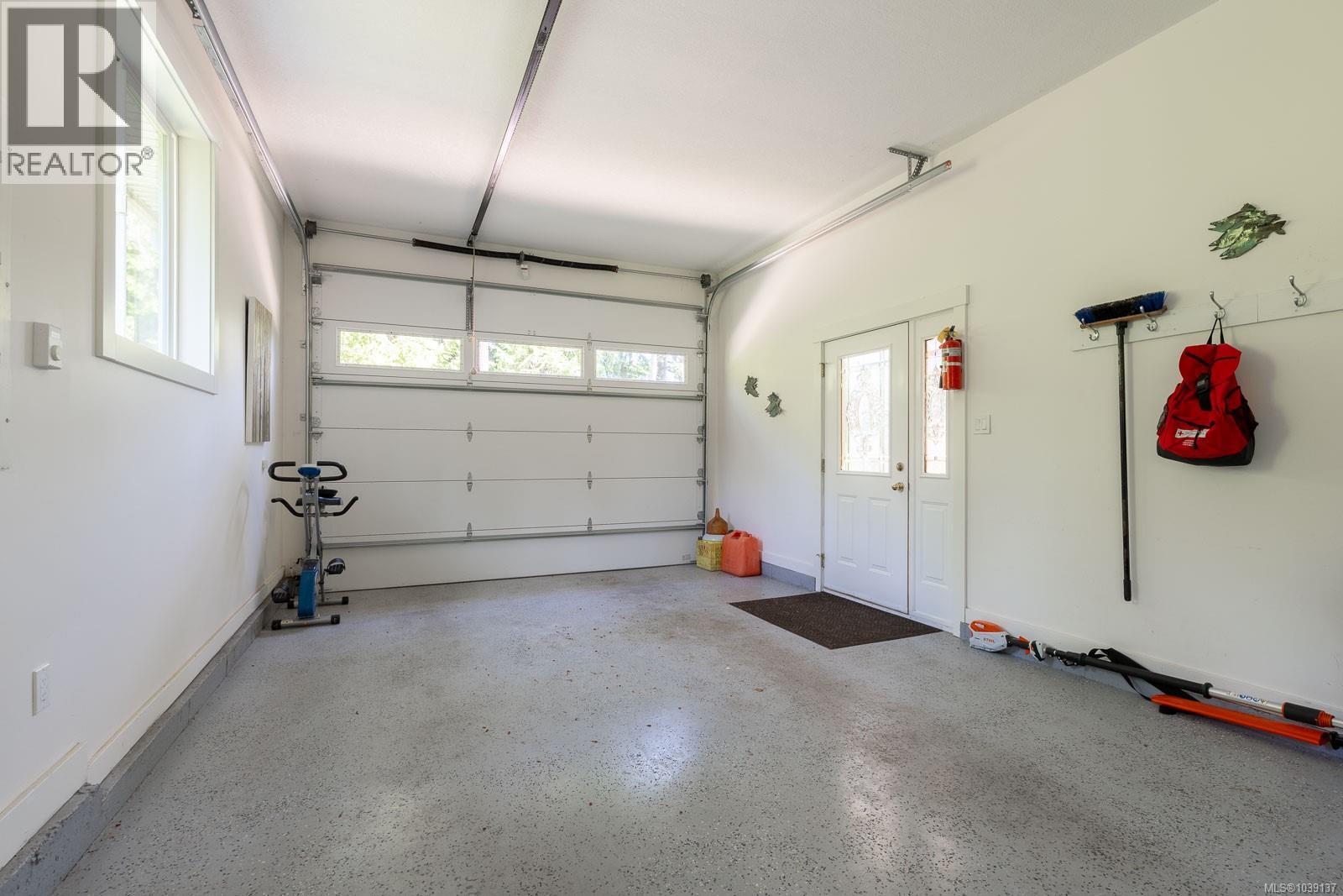 2757 Cedar Rd, Nanaimo
