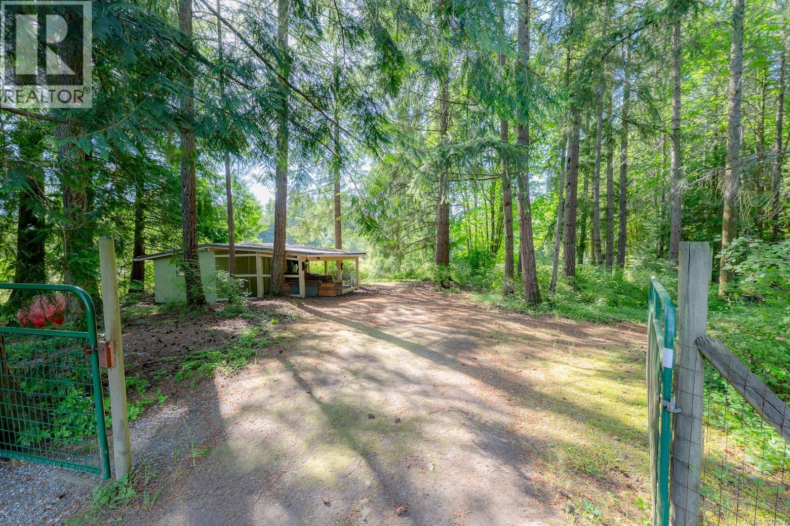 2757 Cedar Rd, Nanaimo