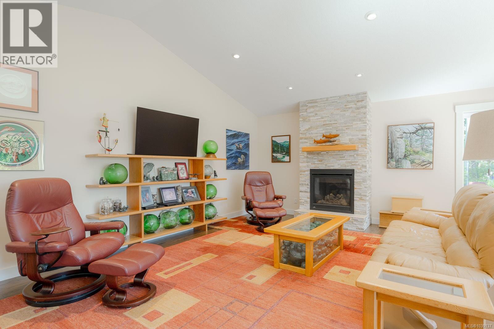 2757 Cedar Rd, Nanaimo