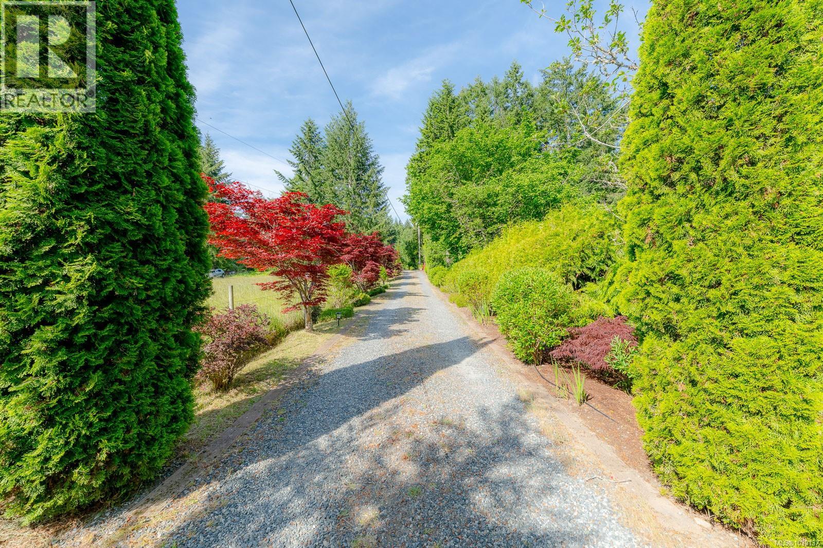 2757 Cedar Rd, Nanaimo