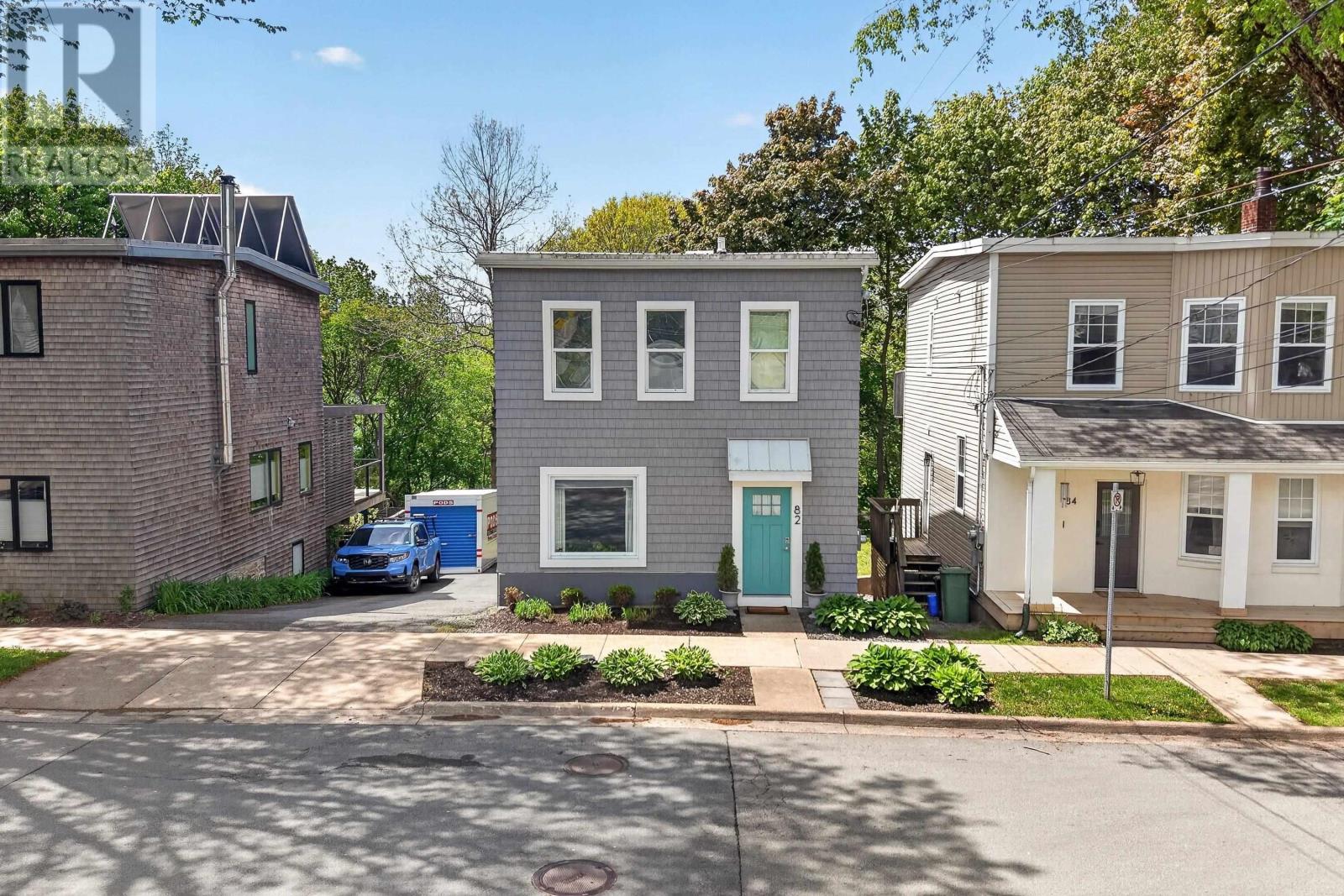 Property photo of 82 Hawthorne Street