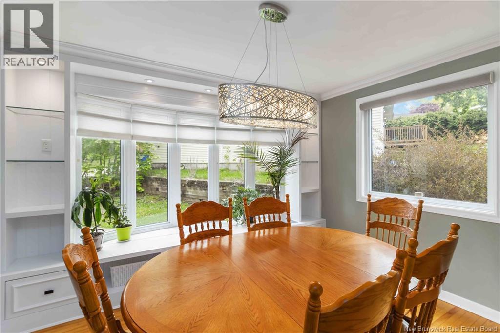 807 Smythe - 16