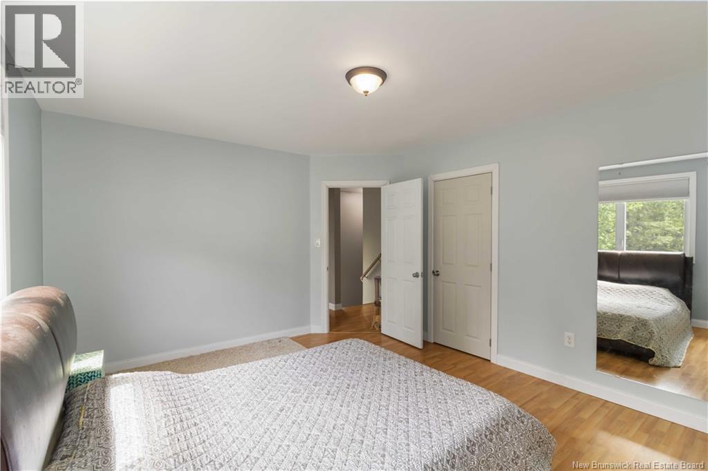 807 Smythe - 22