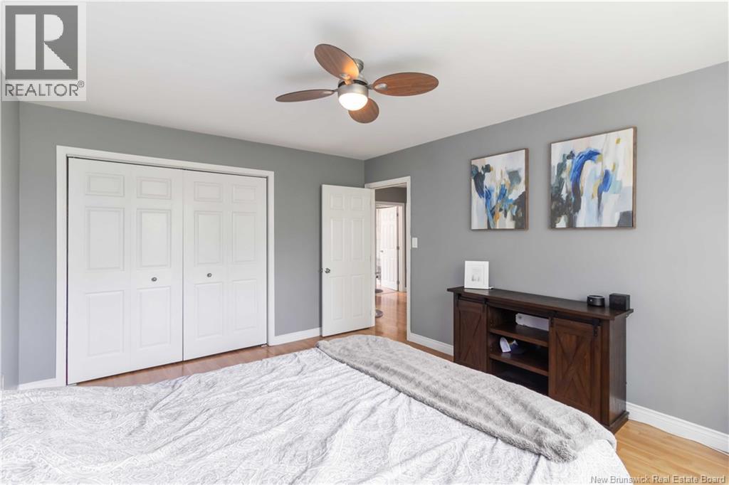 807 Smythe - 24