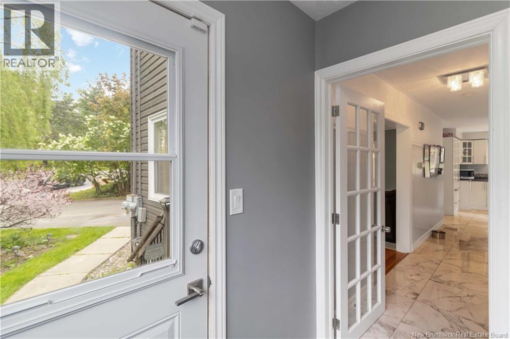 807 Smythe - 4