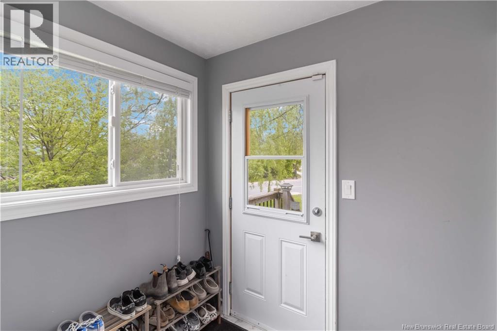 807 Smythe - 5