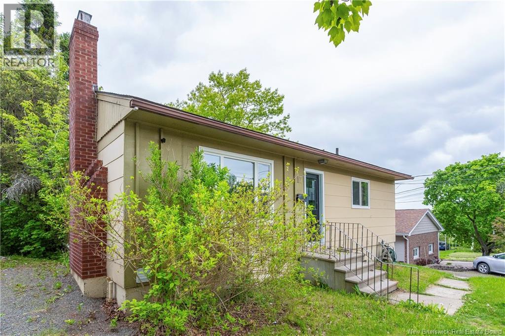 17 Garfield Street - Image 2