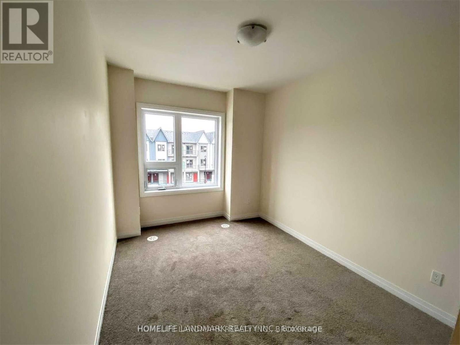 205 - 2635 WILLIAM JACKSON DRIVE