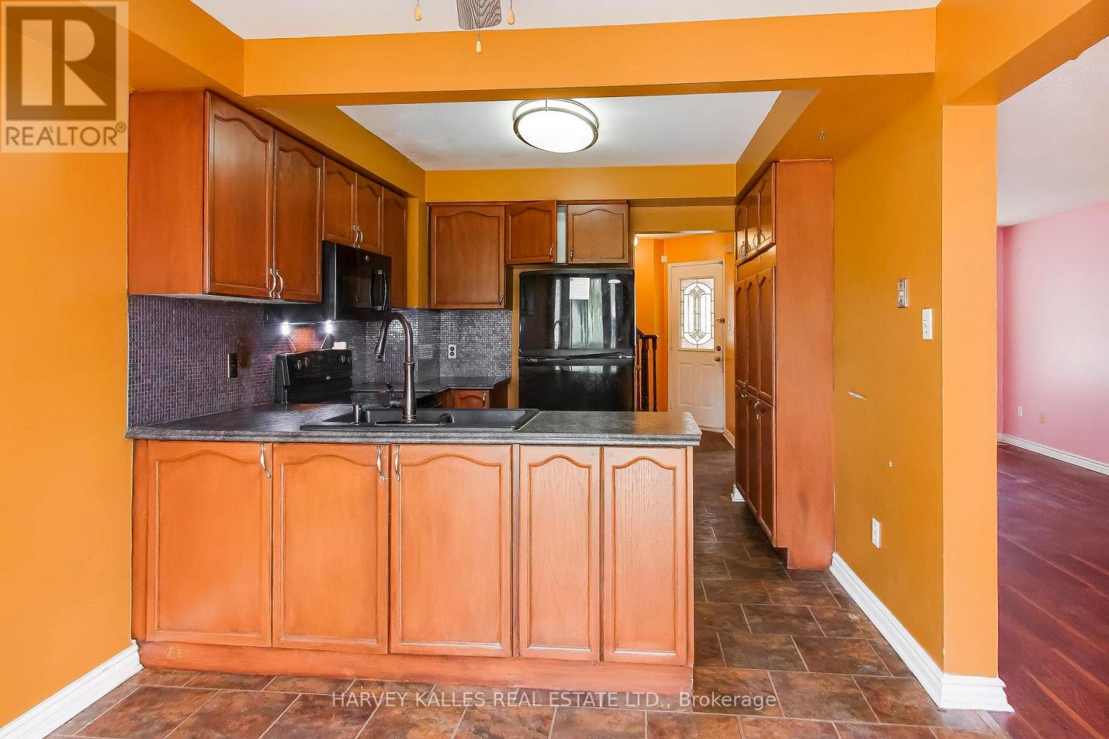 70 ANDONA CRESCENT - 10