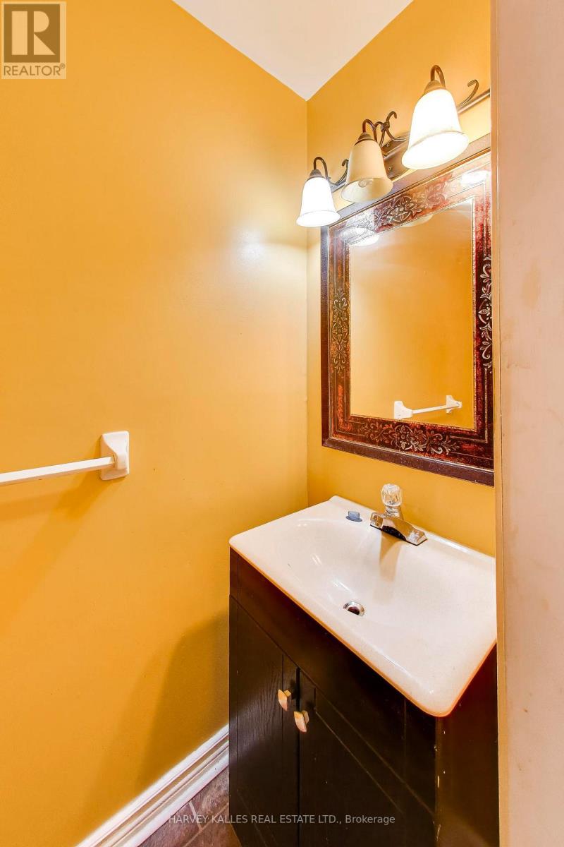 70 ANDONA CRESCENT - 12