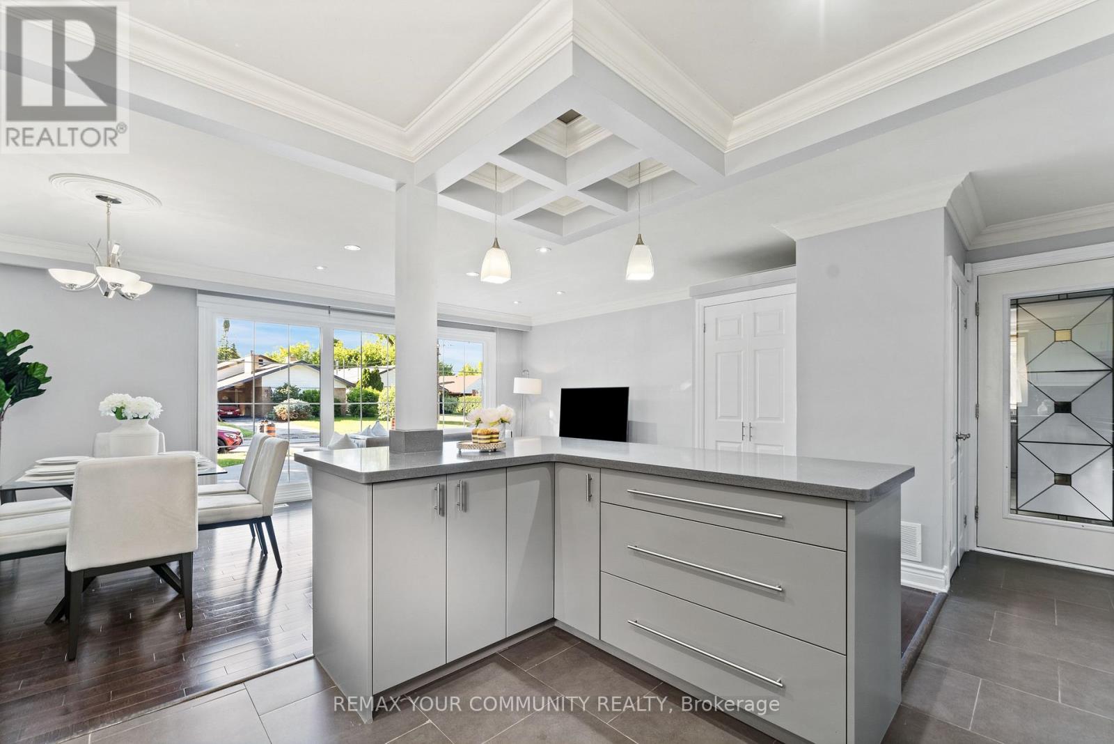 23 PENETANG CRESCENT - 10