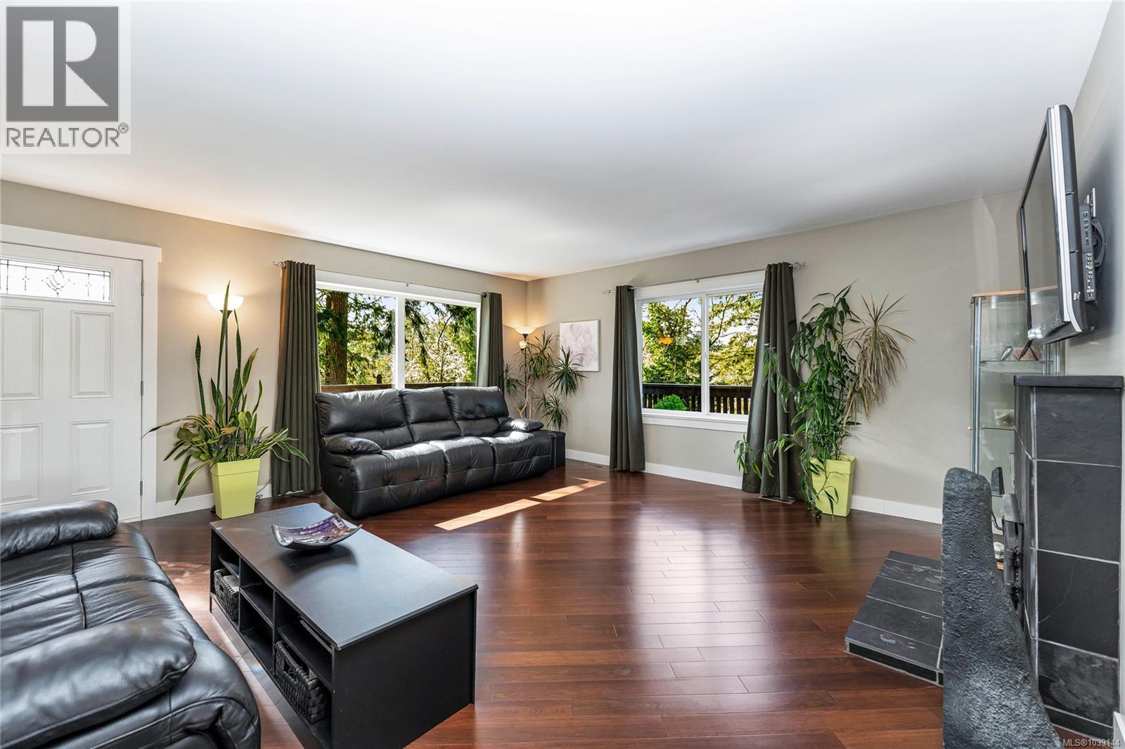 1084 Tatlow Rd - 34