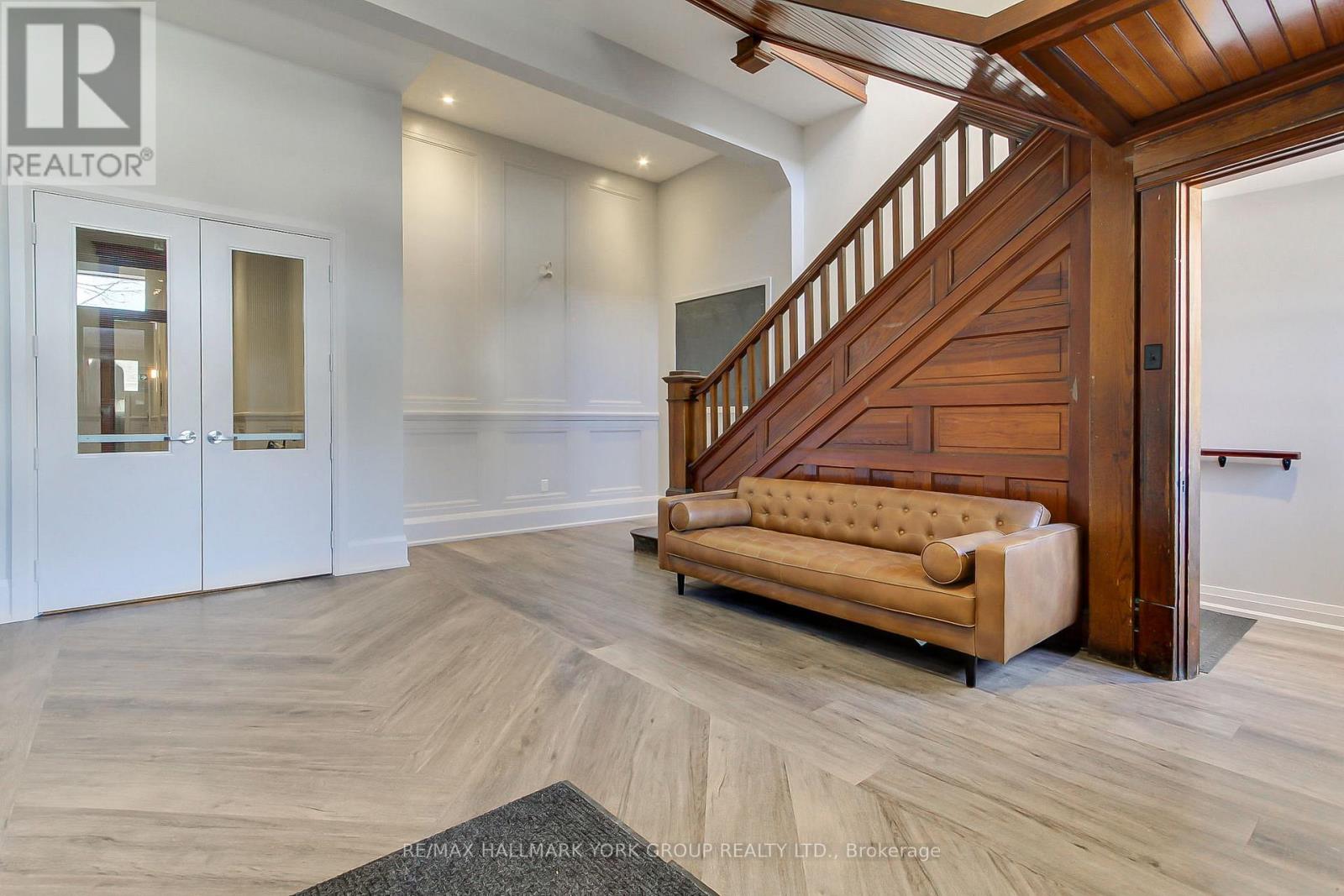 #203 400 PARK AVENUE - 7