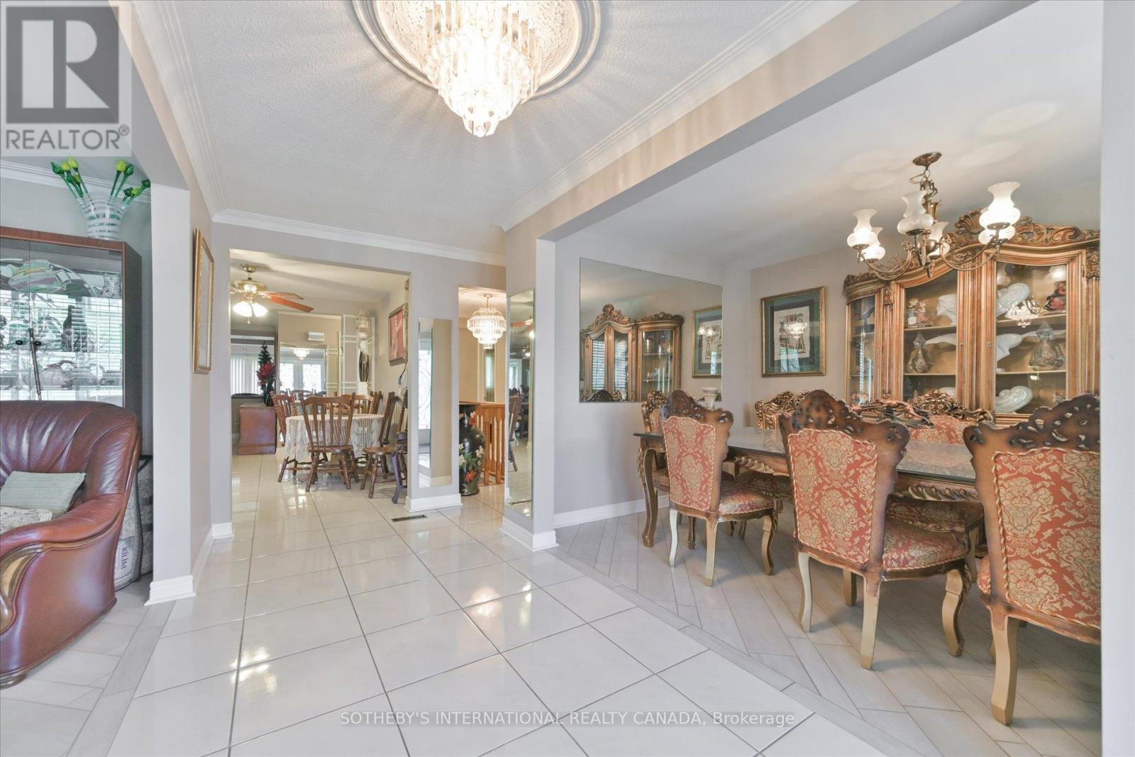 502 QUEENS DRIVE - 6