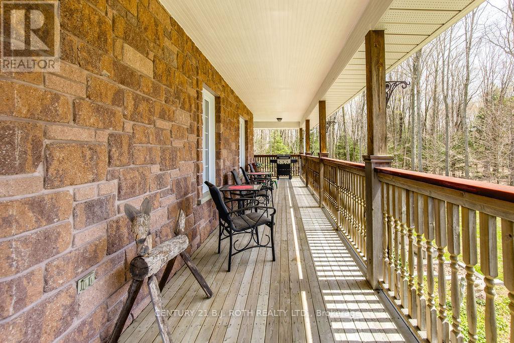 1187 FRENCH ROAD - 7