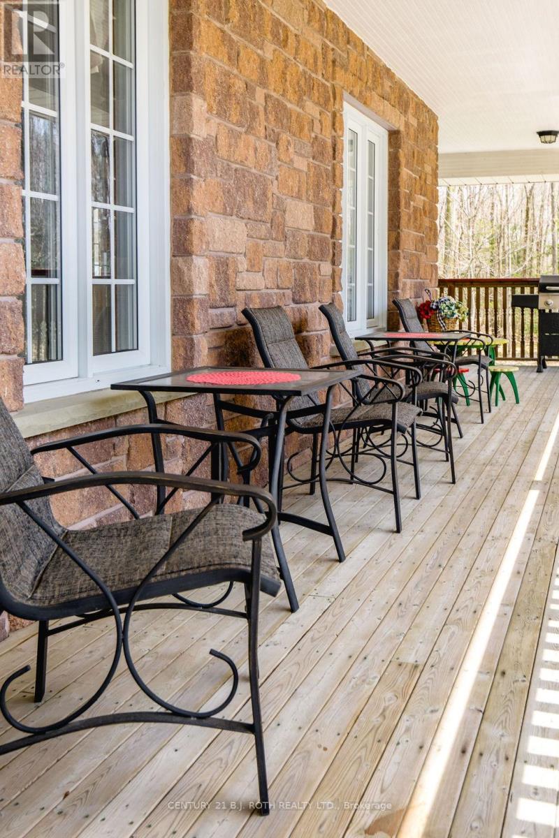 1187 FRENCH ROAD - 9