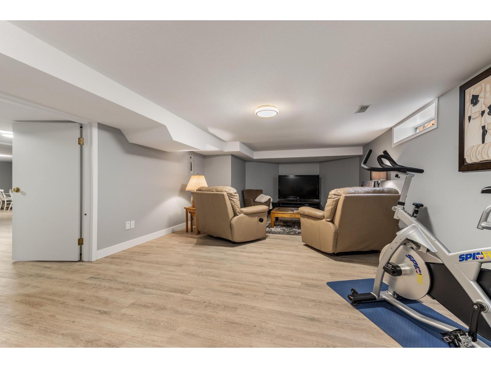 46250 ROY AVENUE, Sardis South, Chilliwack